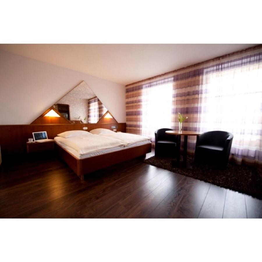 Classic Hotel Kaarst Extérieur photo