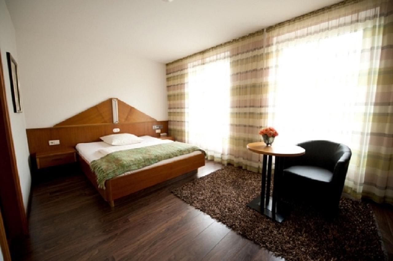 Classic Hotel Kaarst Extérieur photo